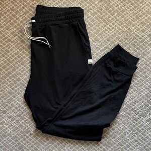 Vuori Women’s Joggers